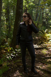 Load image into Gallery viewer, Women&#39;s Fitted Leather Jacket
